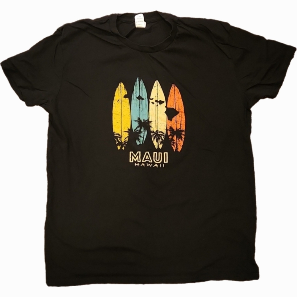 Smart blanks Maui Hawaii  black tshirt  surfing boards and palm trees